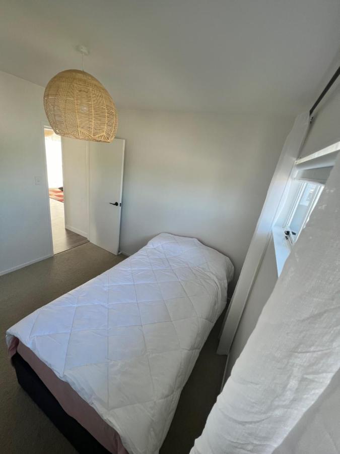 Orewa Homestay Rooms Окленд Экстерьер фото